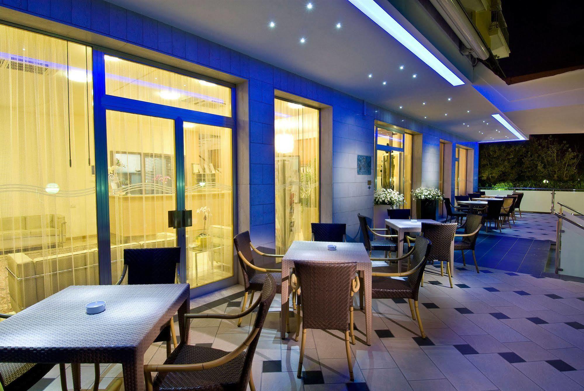 Hotel St. Moritz Белларія-Іджеа-Марина Екстер'єр фото
